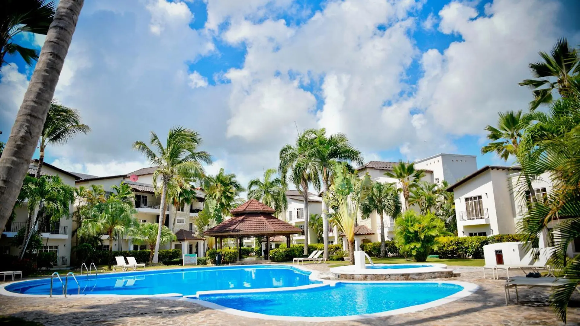 White Sands Punta Cana - Pool-Jacuzzi